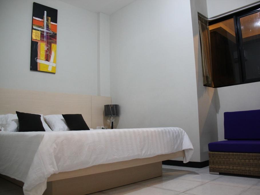 Swk 95 Hotel Surabaia Exterior foto